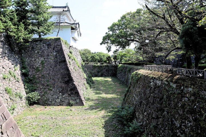 お堀