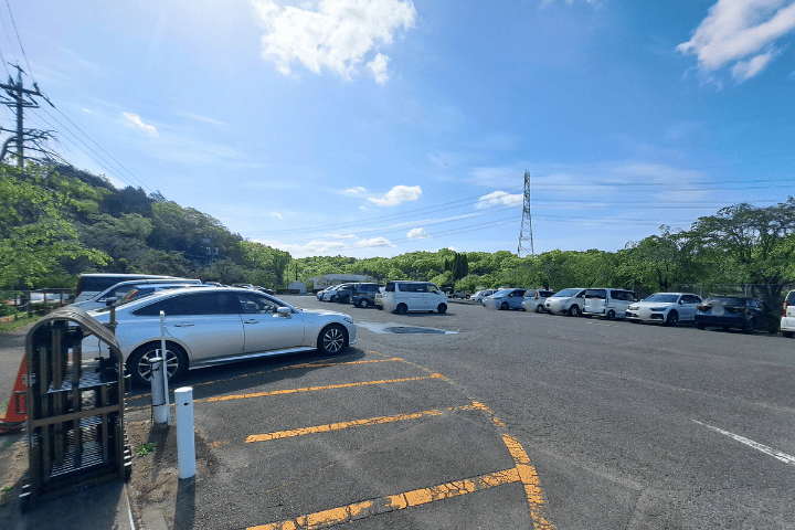 東谷山フルーツパーク第1駐車場